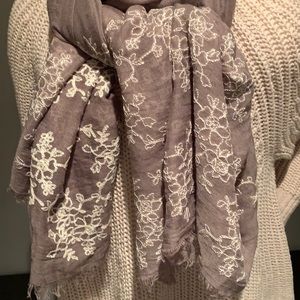 ALTR’D STATE NWT Brown Embroidered Scarf one Size